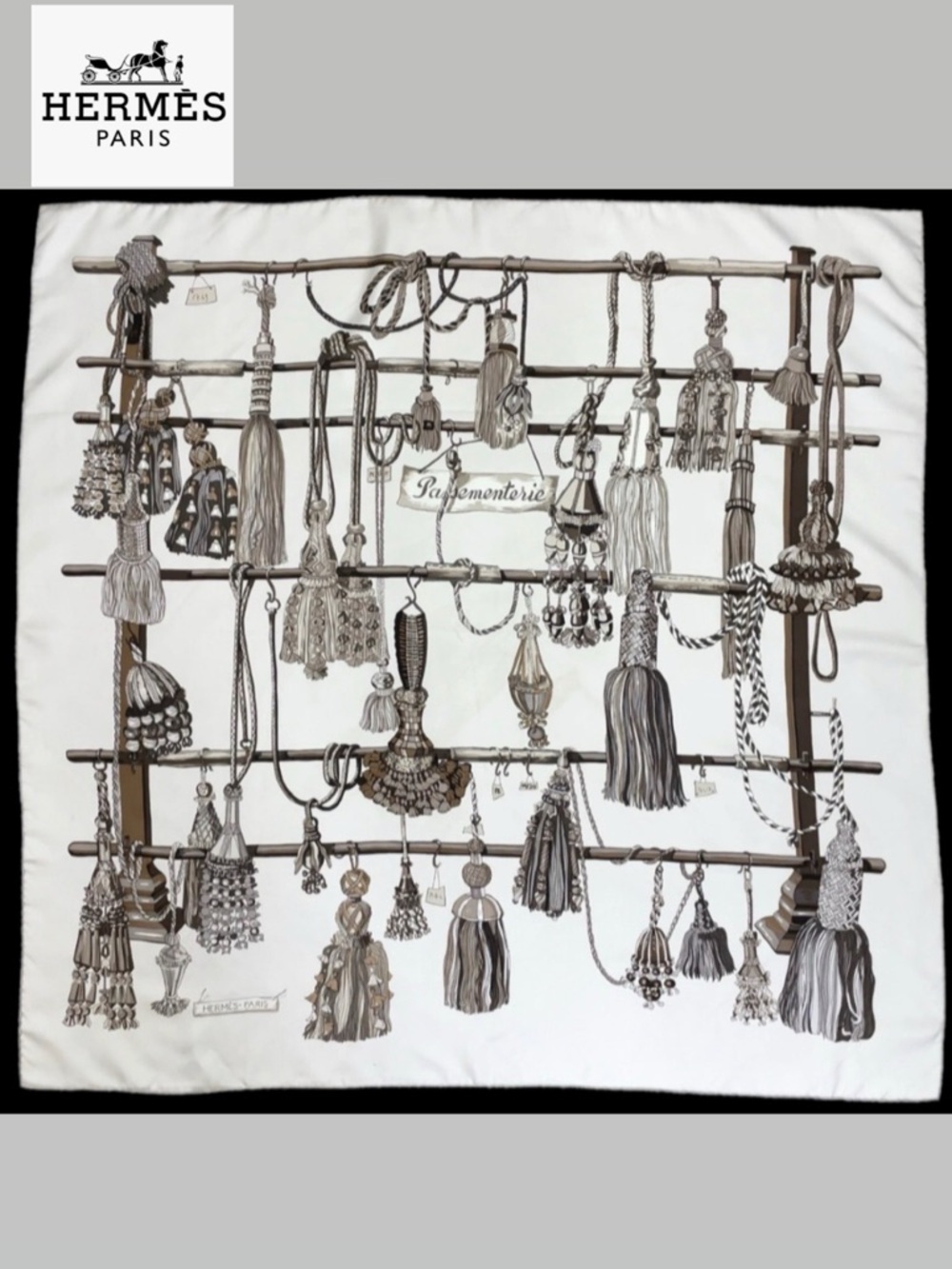 HERMÉS Passementerie Carre 90 Silk Scarf